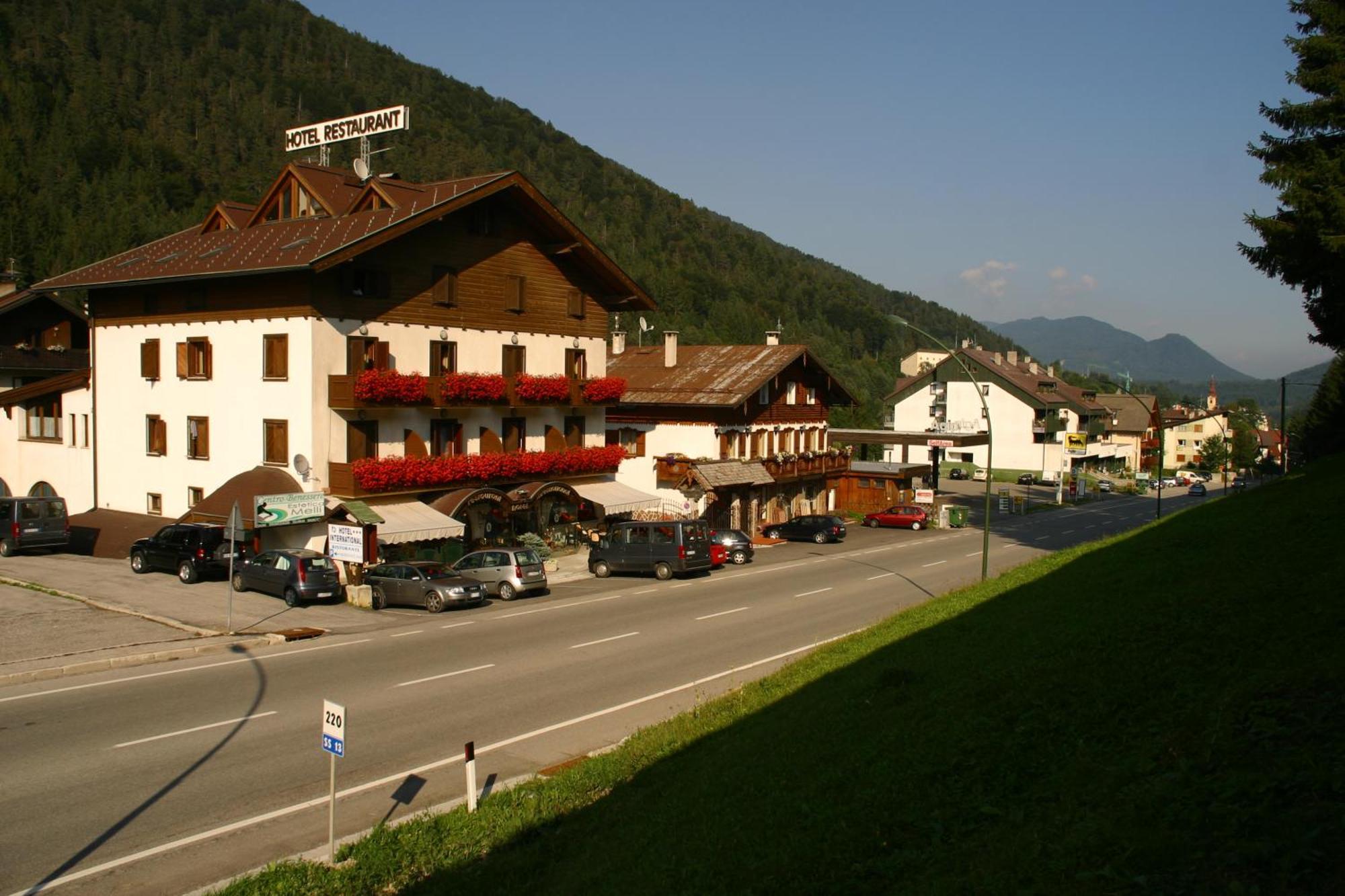 Hotel International Tarvisio Kültér fotó