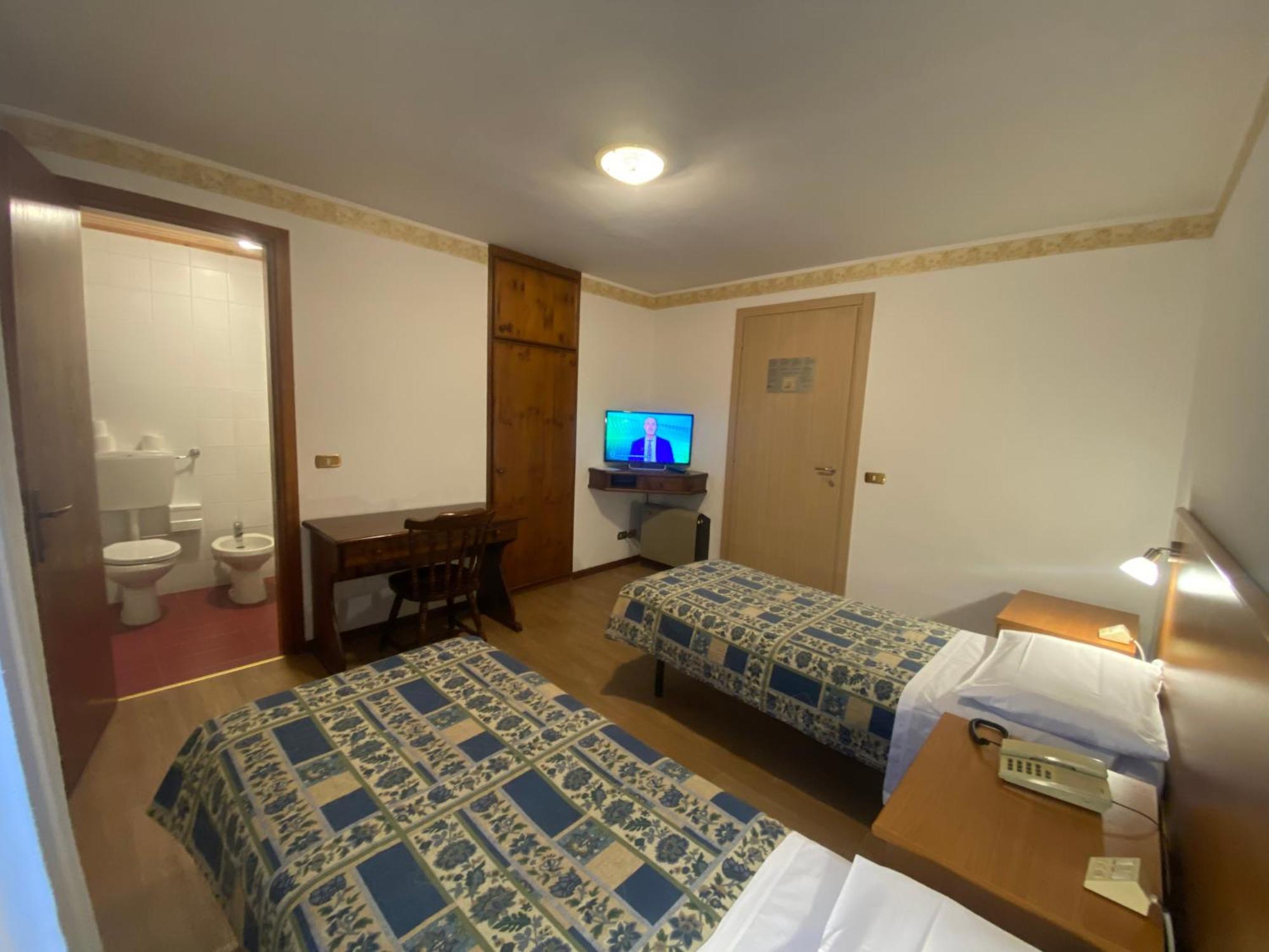 Hotel International Tarvisio Szoba fotó